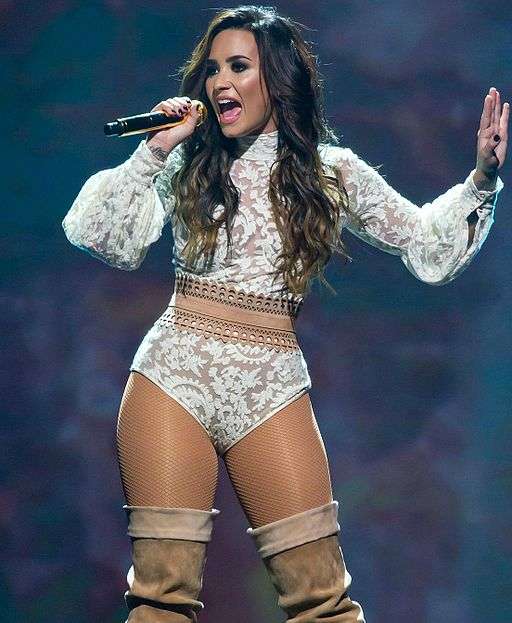Demi Lovato, Future Now 2016 (Cropped)