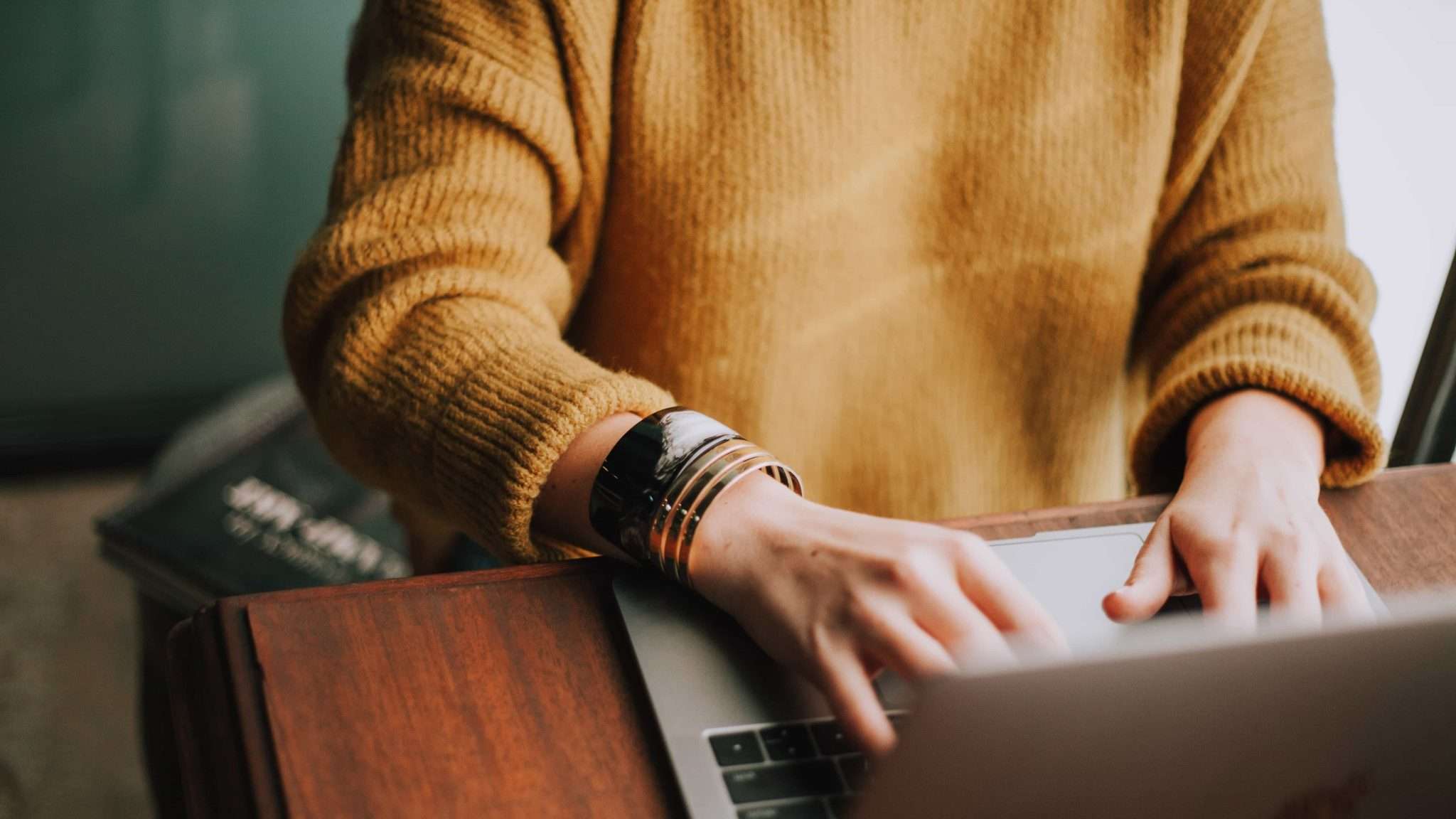 link between workaholism and mental health