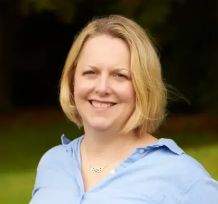 Sara Jones